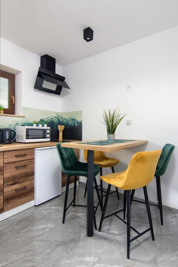 Gosciniec U Antka Apartment โปโรนิน ภายนอก รูปภาพ