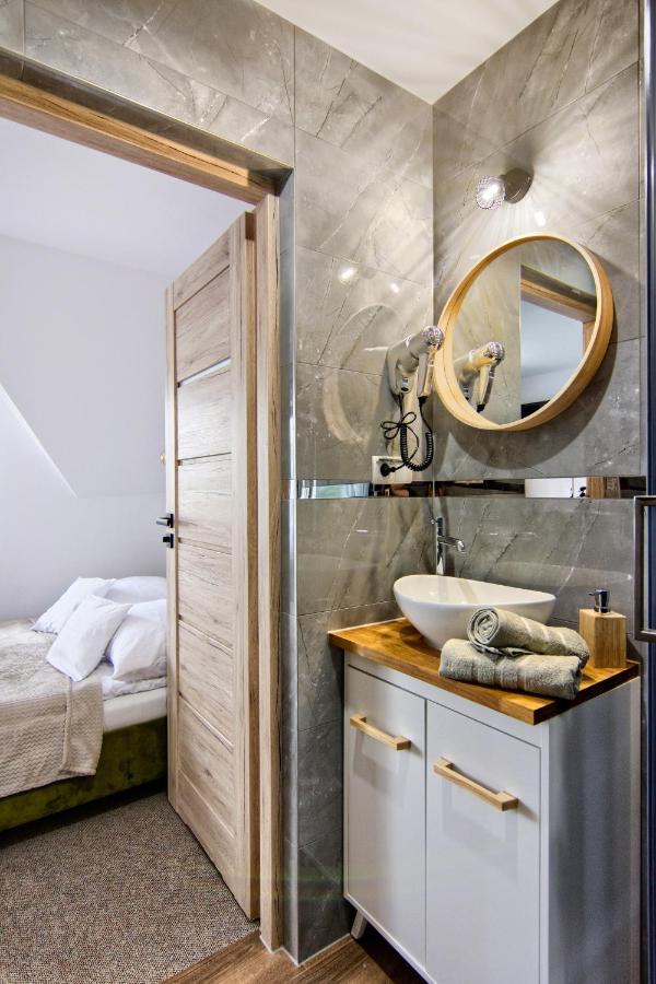 Gosciniec U Antka Apartment โปโรนิน ภายนอก รูปภาพ